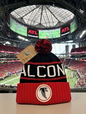 Mitchell & Ness NFL Cuffed Knit Pom Beanie Winter Hat Vintage Team Skully Cap